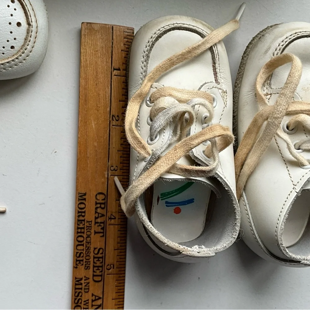 Vintage 1990s Lot of 2 Baby/Walking Shoes Stride Rite Wee Kids Size 2 1/2 C